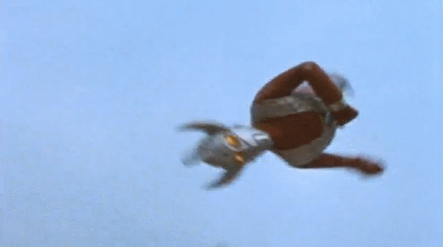 괴수를 학대하는 울트라맨 .GIF (혐오주의) | 인스티즈