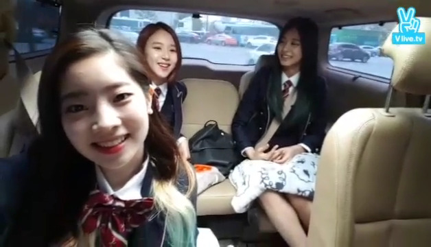 [TWICE] 흔한_급식단의_등교길. (광대 주의) | 인스티즈