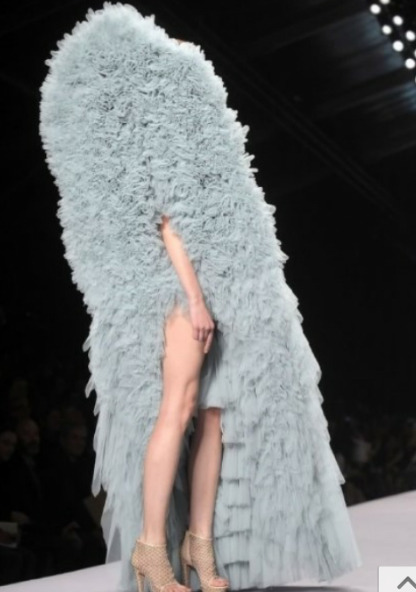 [고르기] 파티갈 때 입을 옷 고르기 (들어오기 전에 1~10까지 숫자하나 생각해) | 인스티즈