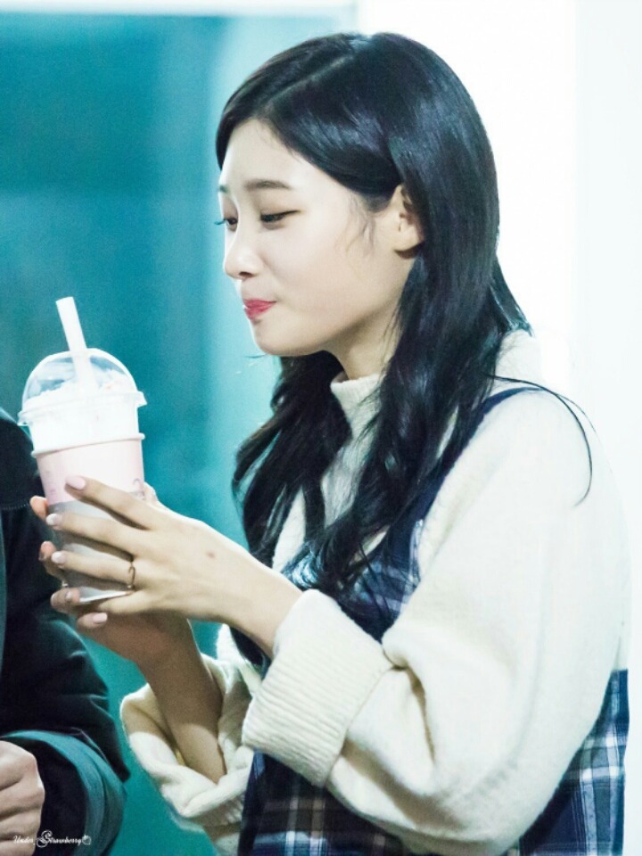 아잉 이미지