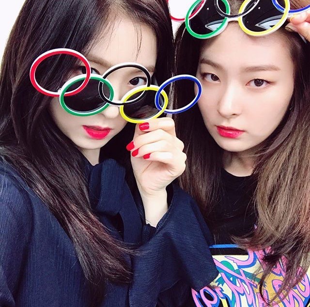오늘자 아이린 슬기 | 인스티즈