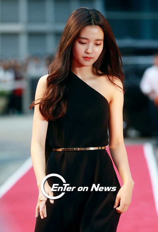 오늘 김태리 레드카펫 | 인스티즈