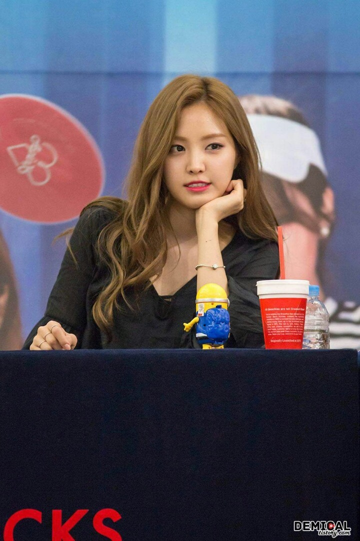 나은씨는 뭐 먹어서 이쁘지???? | 인스티즈