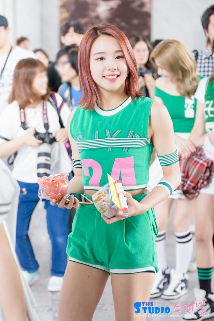 [트와이스] 치얼업 활동 열일한 JYP코디 | 인스티즈