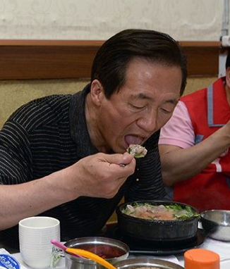 서민음식 먹는 몽준이형.JPG | 인스티즈