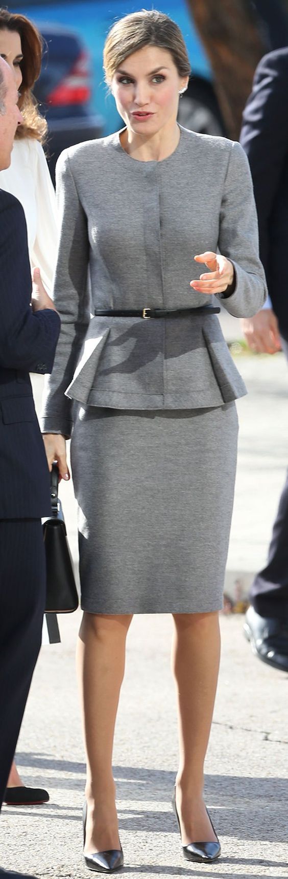 어른여자미+부내 뿜뿜하는 스페인 왕비 Leticia Ortiz 스타일 | 인스티즈