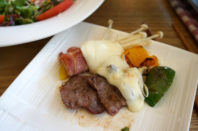 [라클렛] 녹인 치즈를 얹어먹는 스위스 음식 | 인스티즈