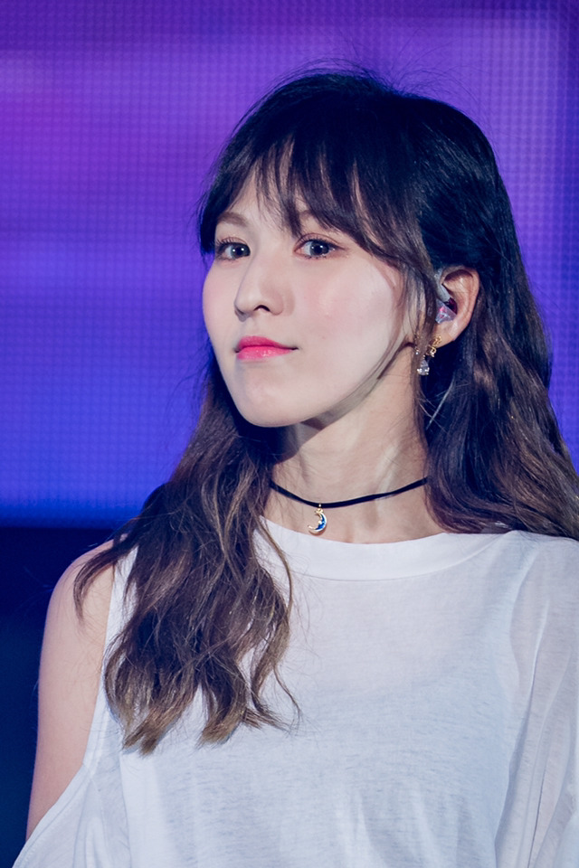 [레드벨벳] 비가 올 것 같은 느낌이 들어서 웬디 | 인스티즈