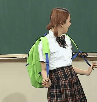 채영이의 가방 드리블 | 인스티즈