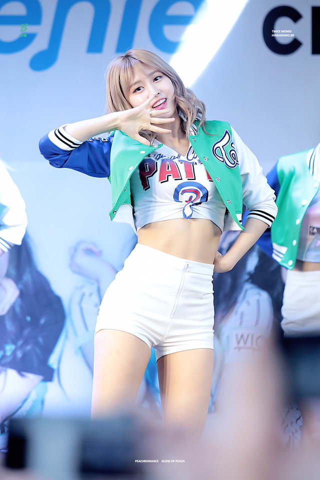 트와이스 모모 8p | 인스티즈