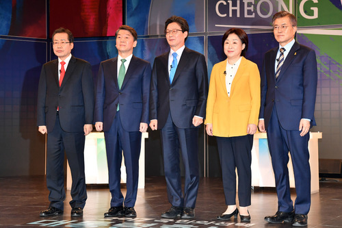 대선 후보 토론회 기념촬영 | 인스티즈