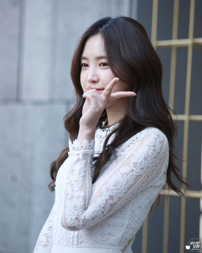[에이핑크] 손나은 여성스런 분위기.jpg | 인스티즈