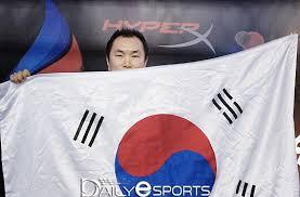 알고보니 내절친! 옆에서 겜 친절히 가르처줌. 한명만 고른다면? | 인스티즈