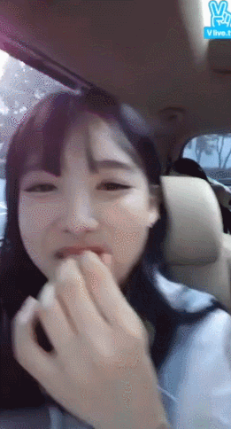 임나연 볼따구 | 인스티즈