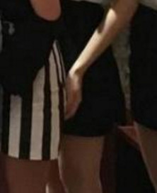 [트와이스] 은근슬쩍 미나의 엉덩이를 탐하는 나연쓰 | 인스티즈