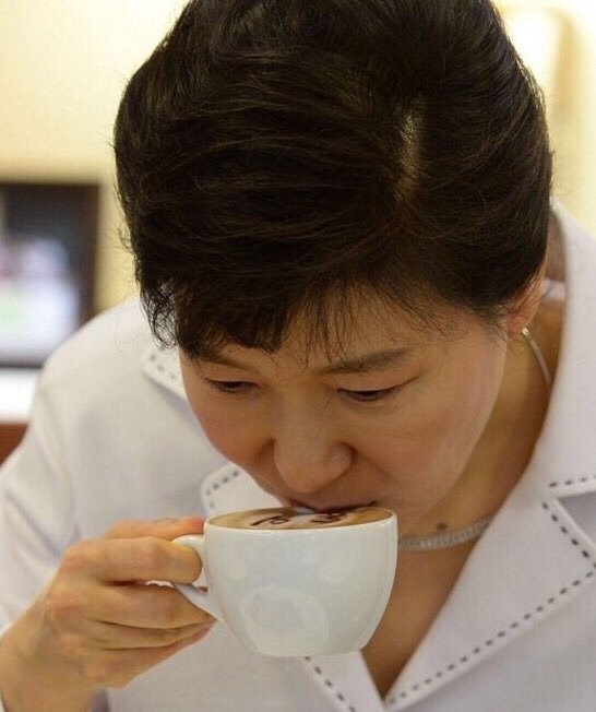 ??? : 여자들은 왜 그래? | 인스티즈