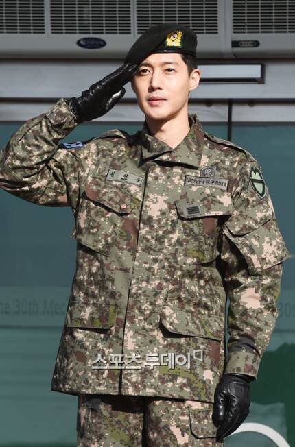 김현중 前여친 논란·음주물의 입열었다"미안한 마음 크다"(김현중팬미팅) | 인스티즈