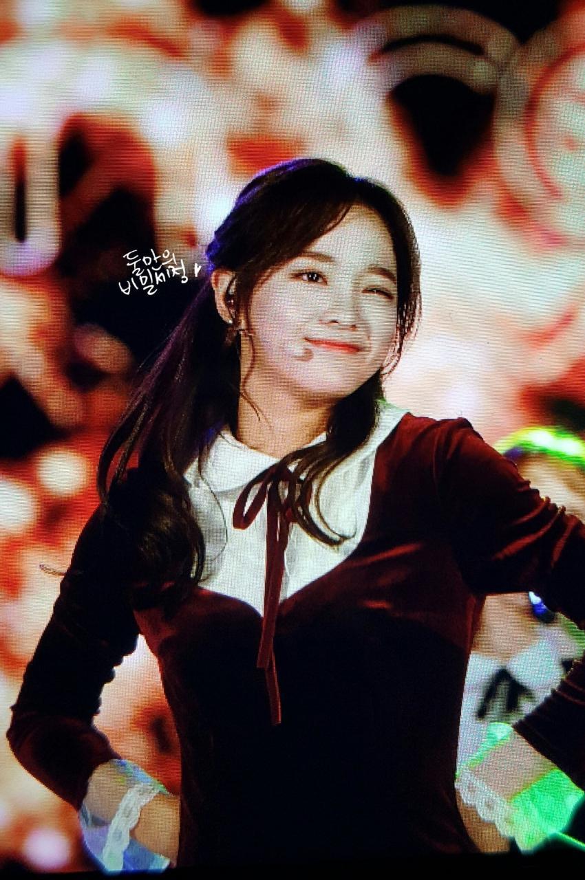 폼 올라온 오늘자 김세정ㄷㄷㄷ.GIF | 인스티즈