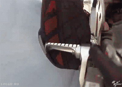 갈려나가는 오토바이 페달.gif | 인스티즈