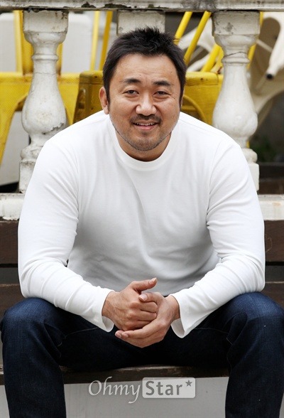 강동원을 뛰어넘는 비주얼 깡패 중년배우 | 인스티즈