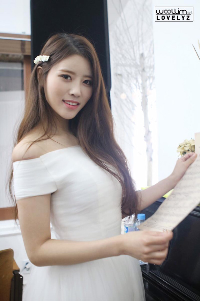 [러블리즈] 식스테일 잡으려다 놓쳐서 미주 | 인스티즈