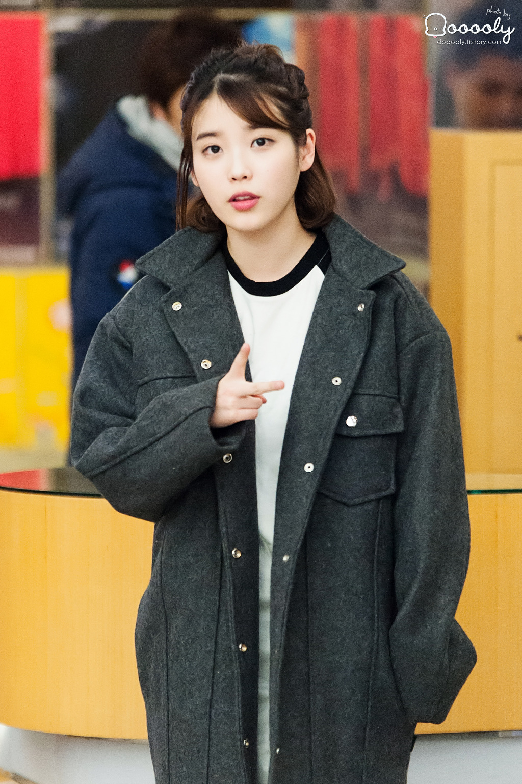 반묶음 아이유.jpgif | 인스티즈