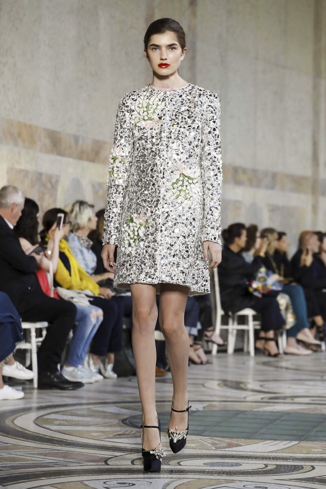 2018 S/S Giambattista Valli 오뜨꾸뛰르 컬렉션 | 인스티즈