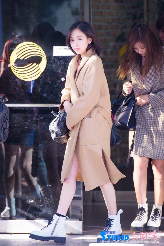 오늘 미나리 뮤뱅 출근 | 인스티즈