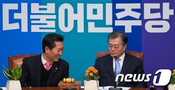 정청래 더불어민주당 최고의원 시절 | 인스티즈