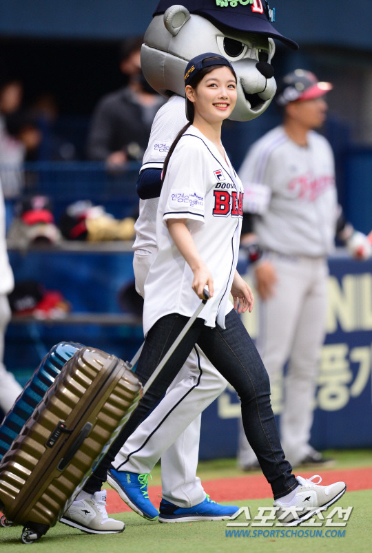 오늘자 김유정.jpg | 인스티즈