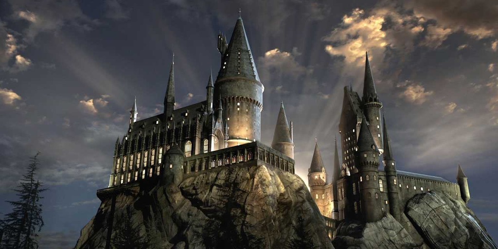 카마르타지 vs 호그와트 둘중 한곳에서 마법을 배울수 있다면??? | 인스티즈