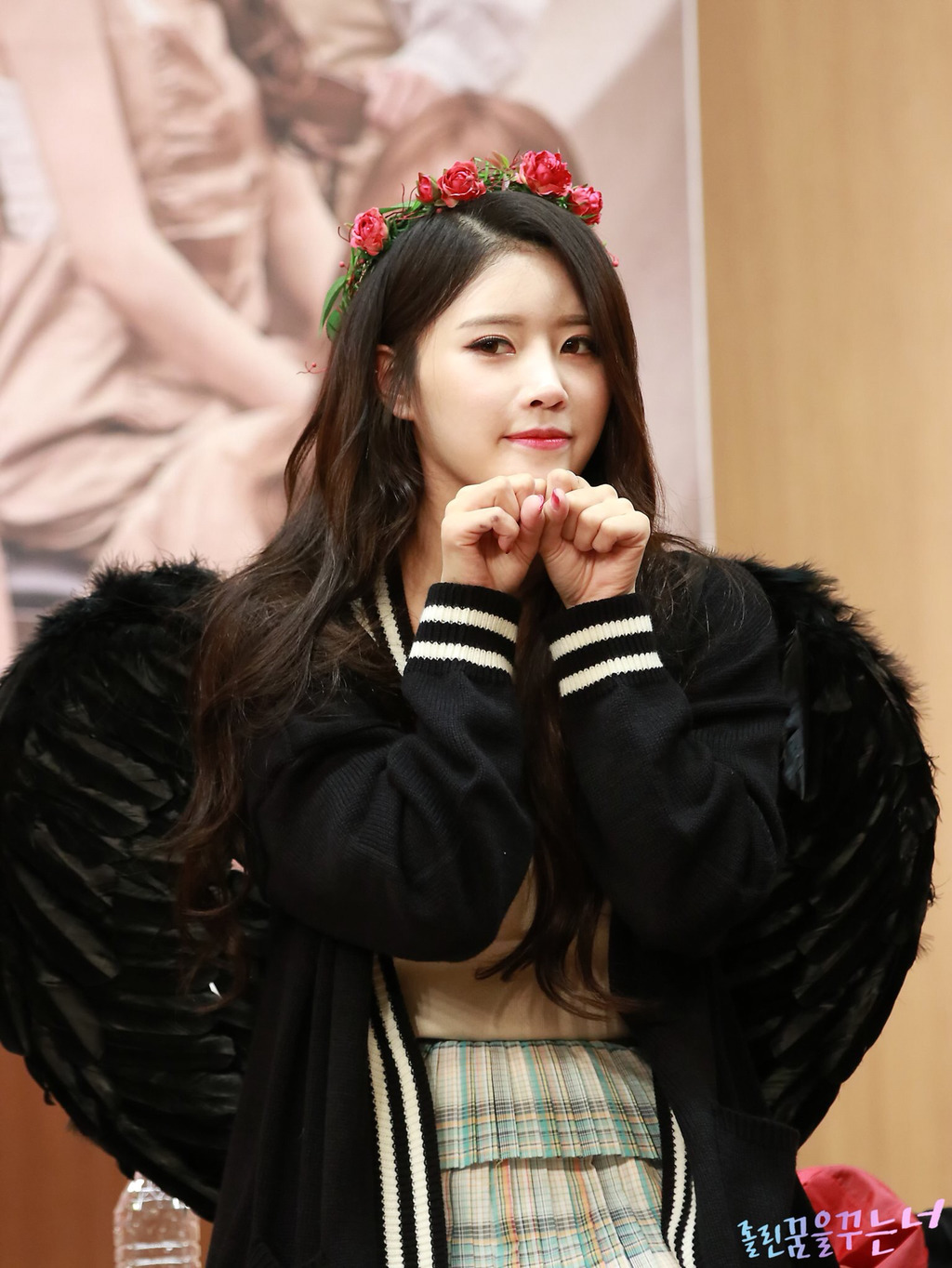 [러블리즈] 하루하루가 인내심 테스트 하는 것 같아서 미주 | 인스티즈