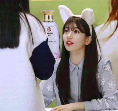현실 실물감이 느껴지는 수지 직찍짤들.jpgif | 인스티즈