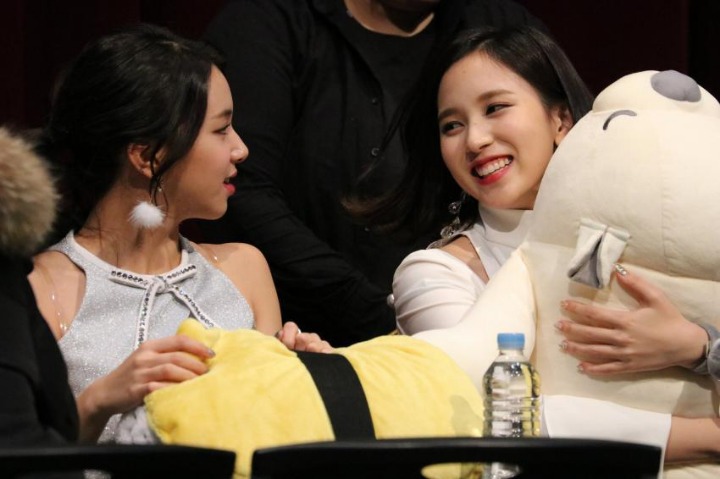 돈다돌아 트와이스 회전문.jpgif | 인스티즈