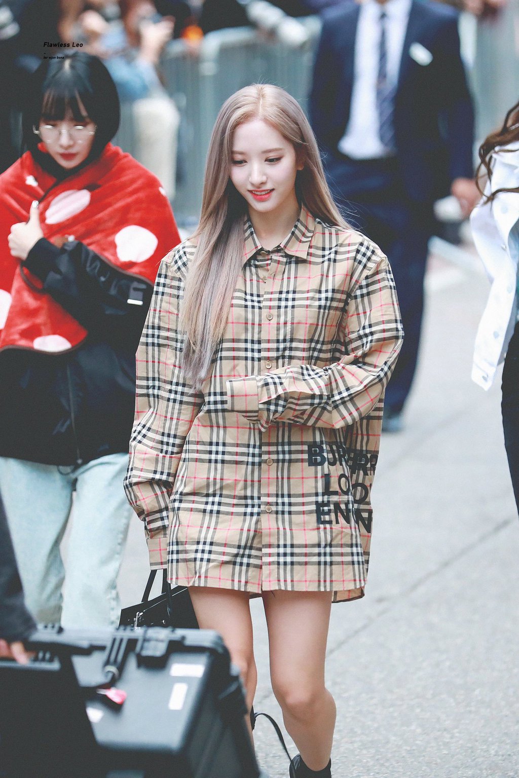 백금발머리 보나.jpgif | 인스티즈
