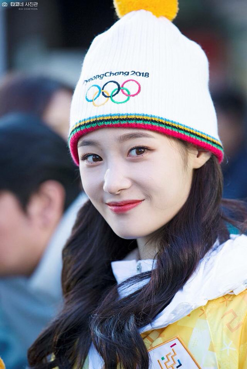 오늘 생일인 핵미모 | 인스티즈