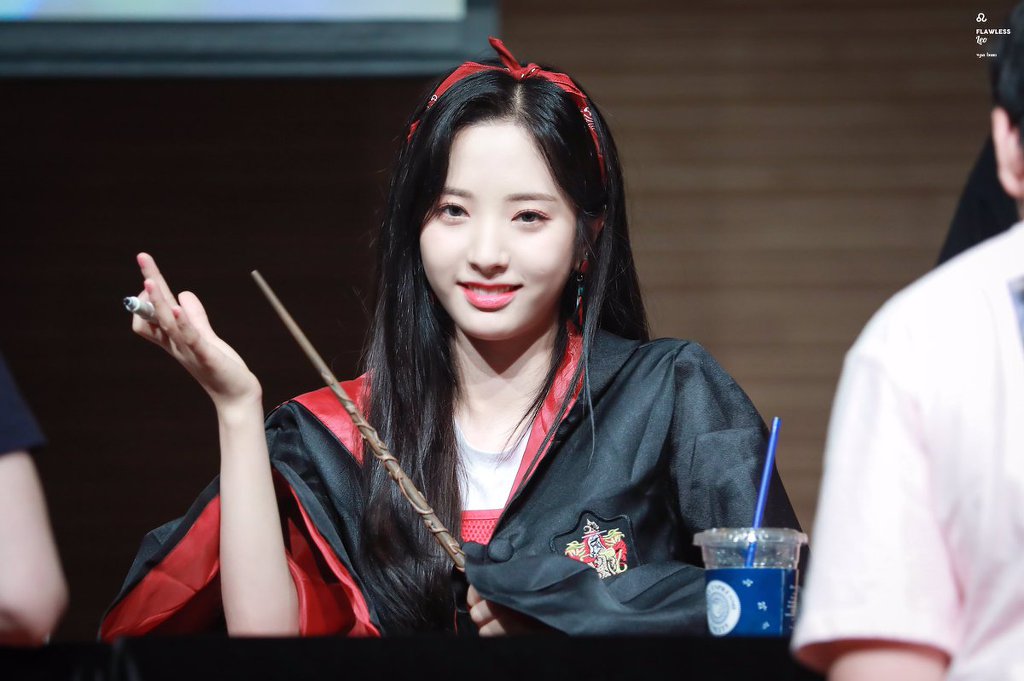 17시즌 우주소녀 보나의 미모.jpg | 인스티즈