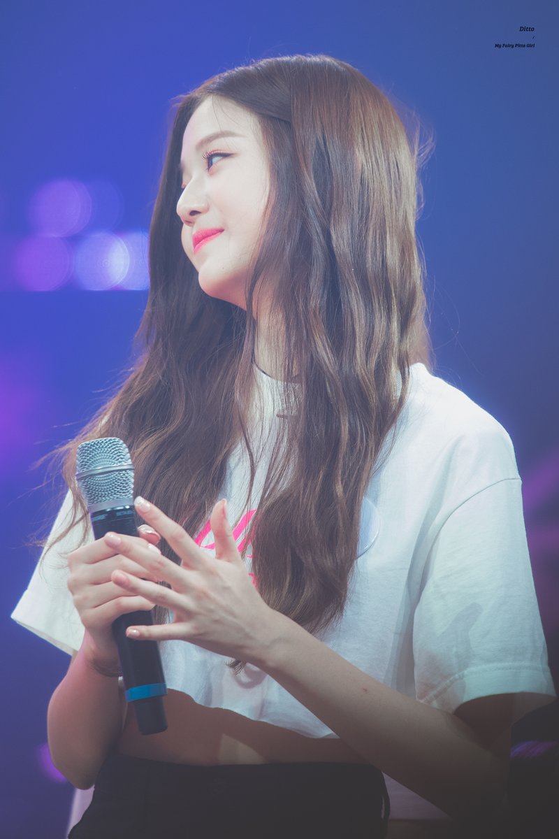 오늘 아이즈원 쇼케이스 장원영.jpg | 인스티즈