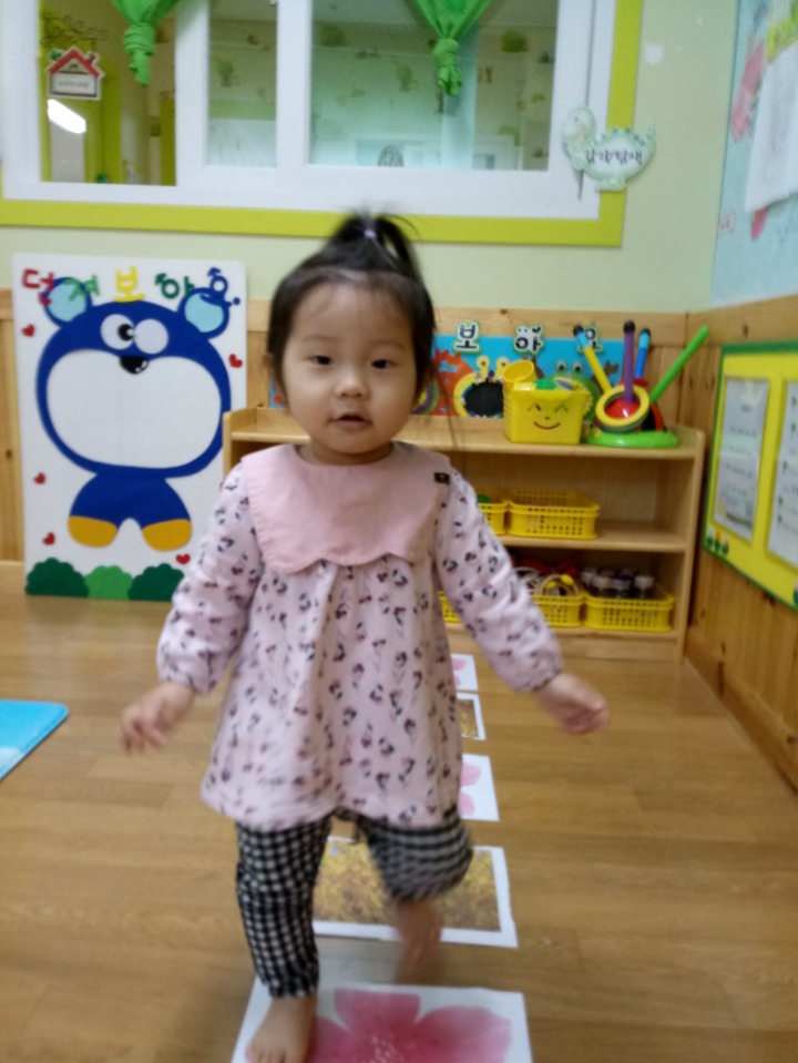 개나리노래연습장 이미지
