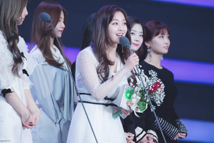 트와이스 지효는 예쁘지효 | 인스티즈
