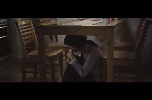 강산맨션 102호에는 살인마가 살고있다. ＜영화＞ 이웃사람 06 | 인스티즈
