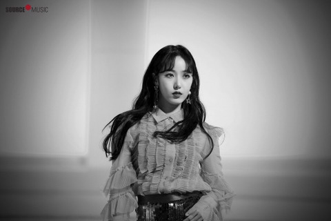 여자친구 신비 wow thing 뮤비 촬영 비하인드 포토 (데이터) | 인스티즈