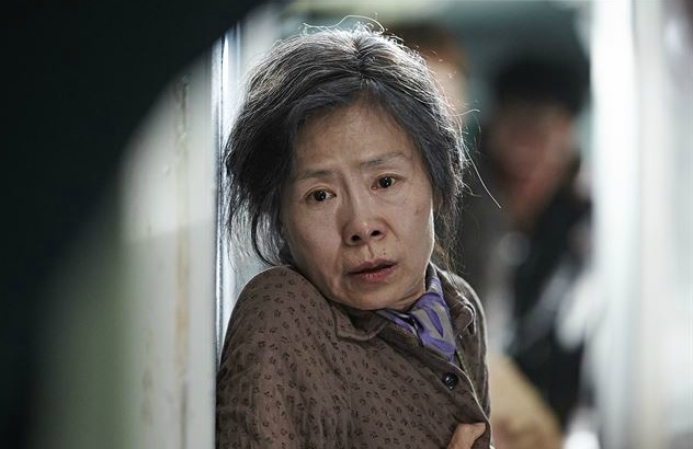 영화 부산행 볼때 많이 갈리는 '제일 인상깊었던 결말' .jpg | 인스티즈