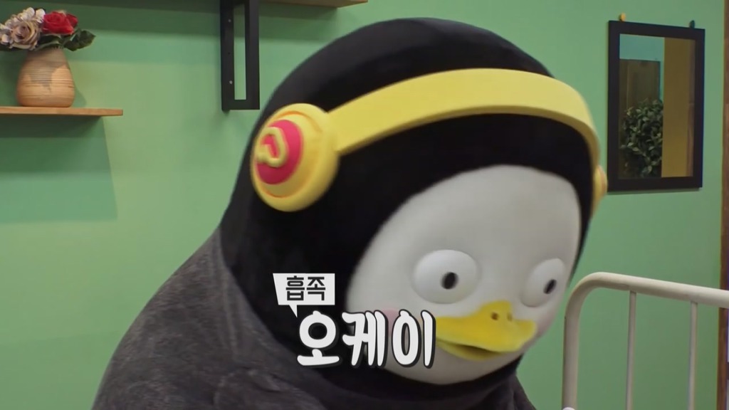 [펭수] 펭수가 직접 제작진들에게 힐링선물하는 EBS 복지 클래스 | 인스티즈