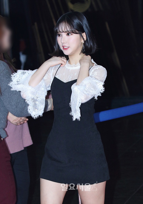 2018 첫 여자친구 은하.jpg | 인스티즈