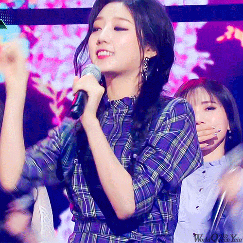 러블리즈 막방주 삼각형.gif | 인스티즈