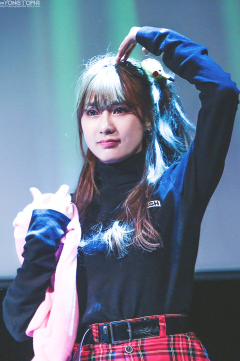 [에이핑크] 점심 먹고와서 하영이 | 인스티즈