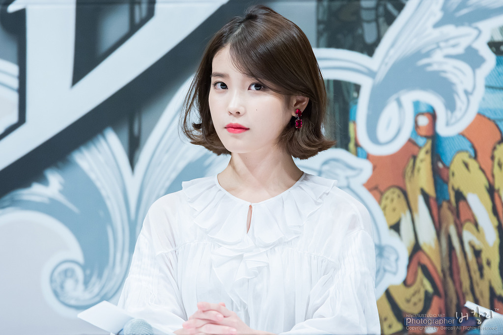 단발머리가 잘어울리는 아이유.jpgi | 인스티즈