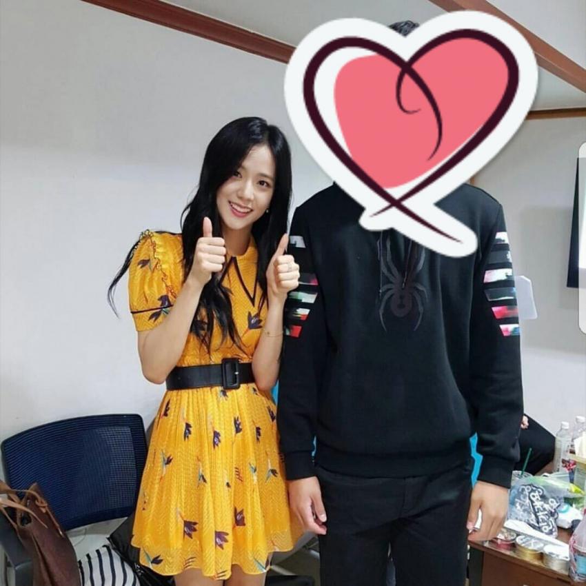 허리 한손에 잡힐거 같은 블랙핑크 지수 | 인스티즈