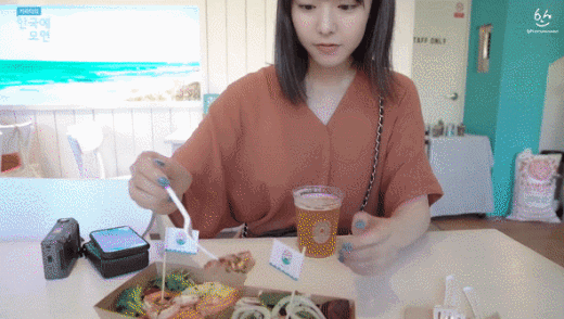 맥주 마시는 카라타 에리카 | 인스티즈